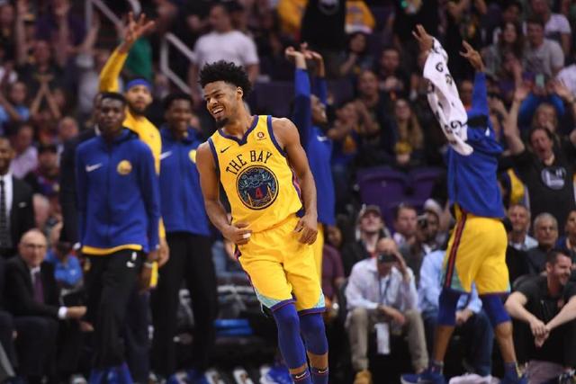 马卡：安帅给维尼修斯多放几天假 他去美国看NFL